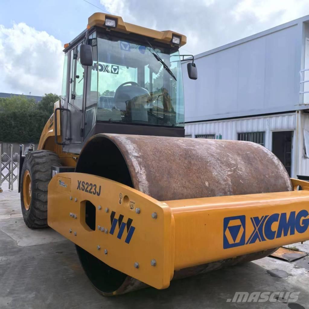 XCMG XS 223 J Walzenzüge
