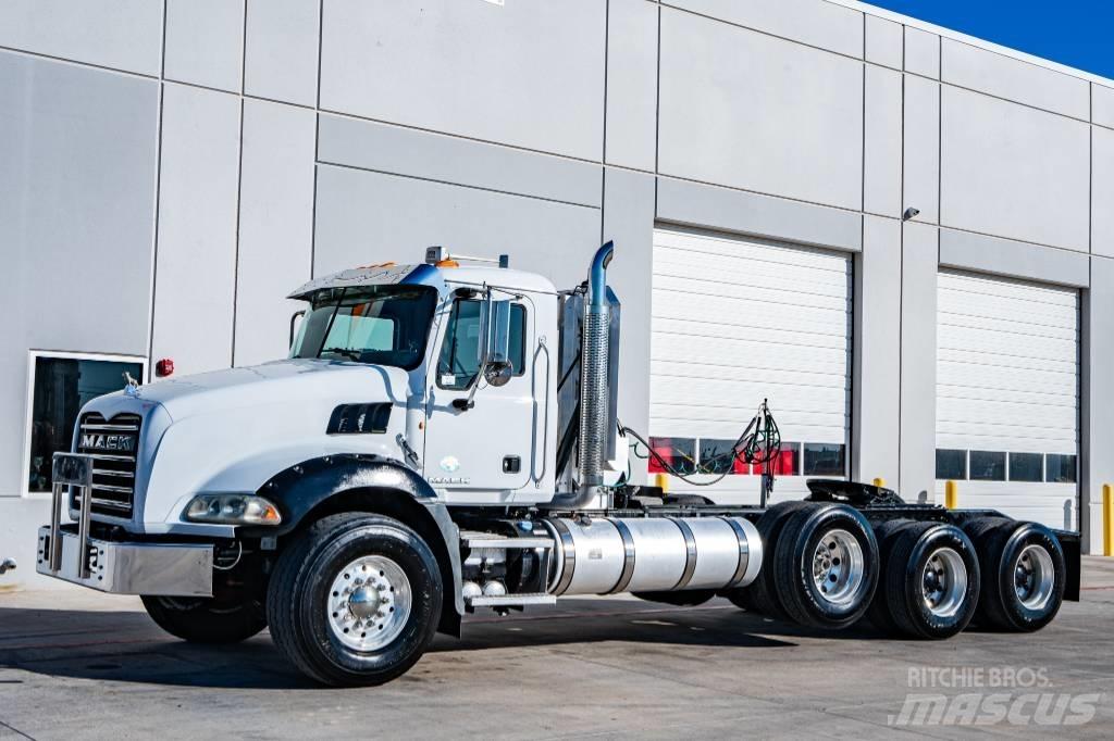 Mack Granite GU 813 Kipper