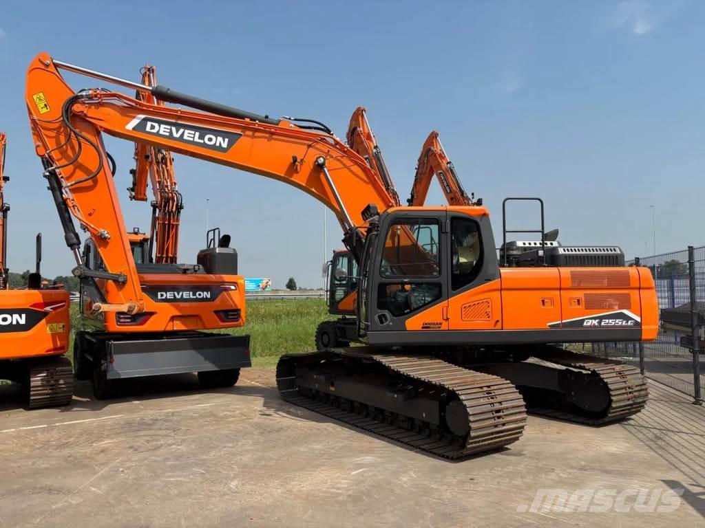 Develon DX255LC-7 Raupenbagger