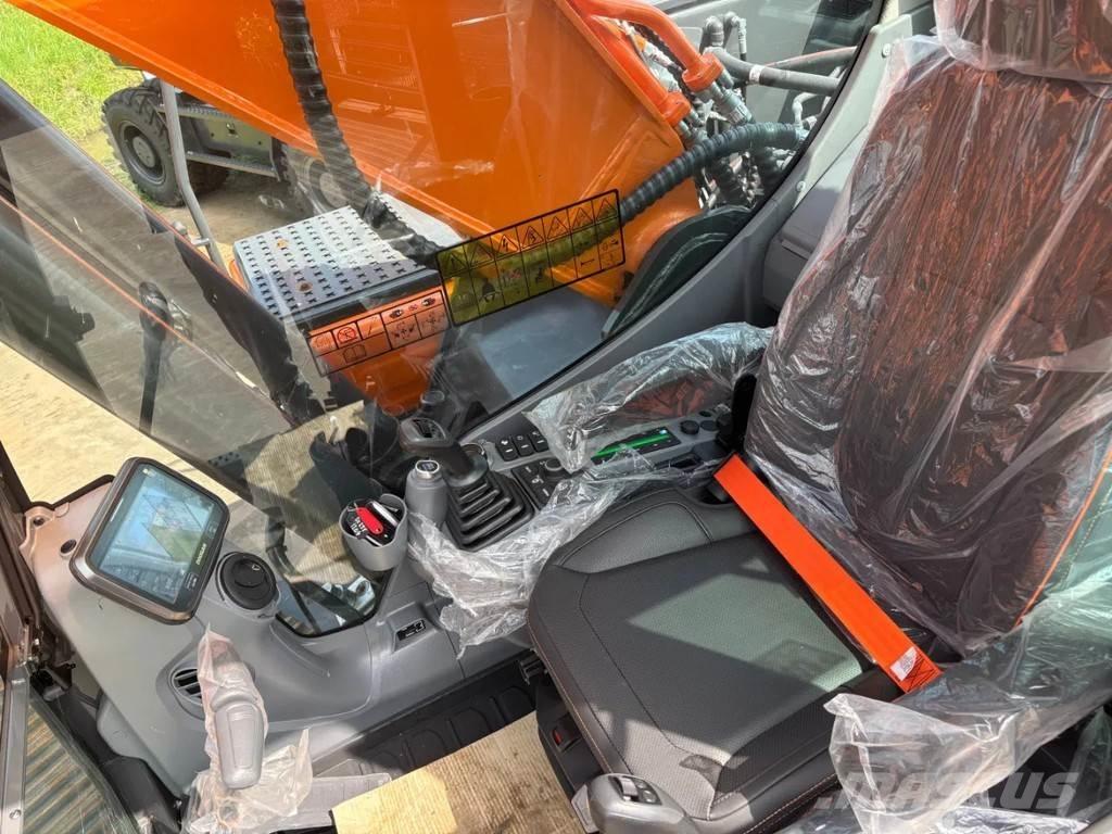 Develon DX255LC-7 Raupenbagger