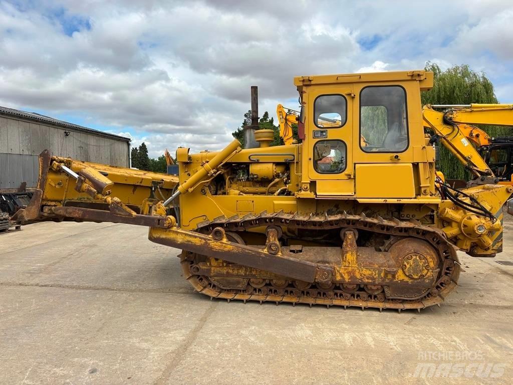 CAT D 6 D Bulldozer