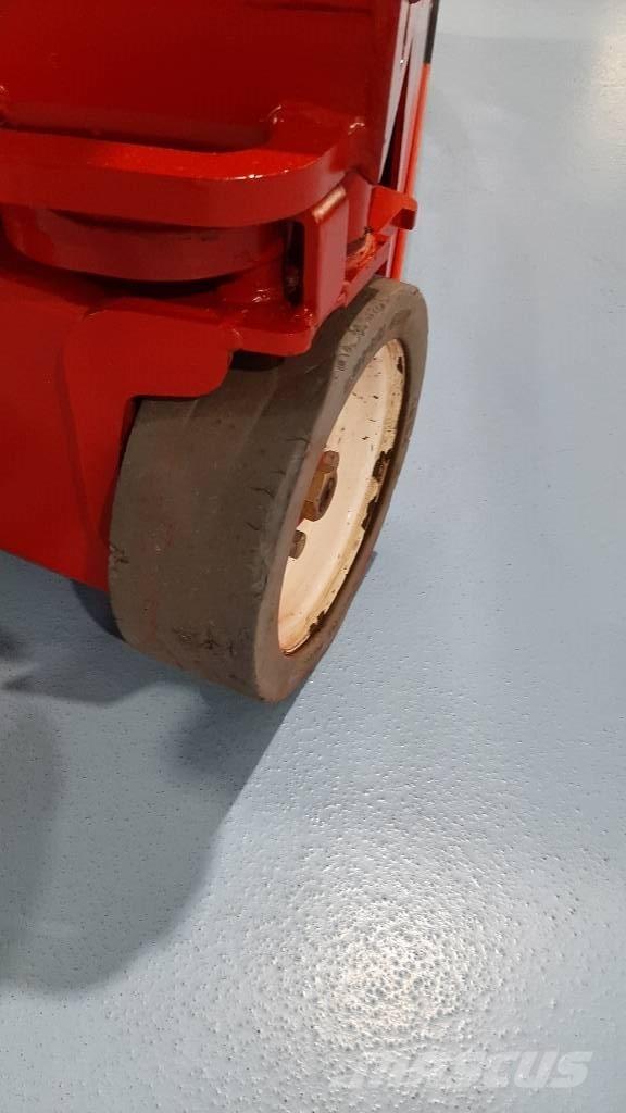 SkyJack SJIII 3219 Scheren-Arbeitsbühnen