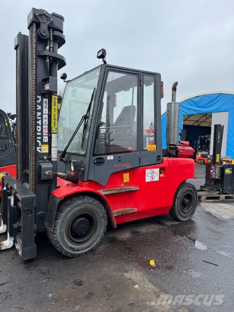 Dantruck truck 9466C Diesel Stapler