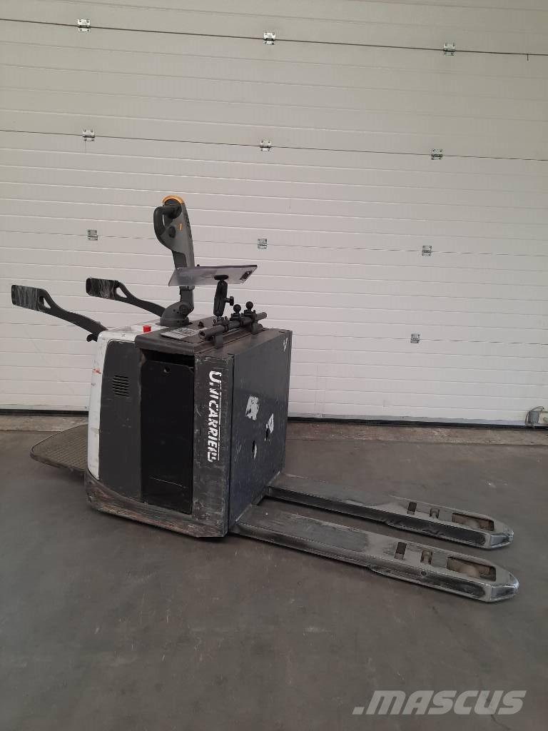 UniCarriers PMR200 Gabelstapler mit Fahrerstand