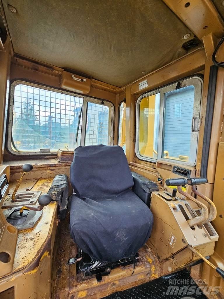 CAT D 8 L Bulldozer