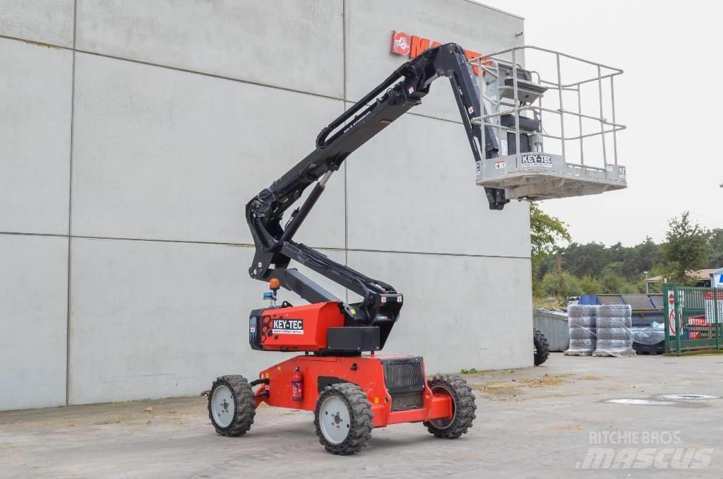 Manitou ManGo 12 Gelenkteleskoparbeitsbühnen