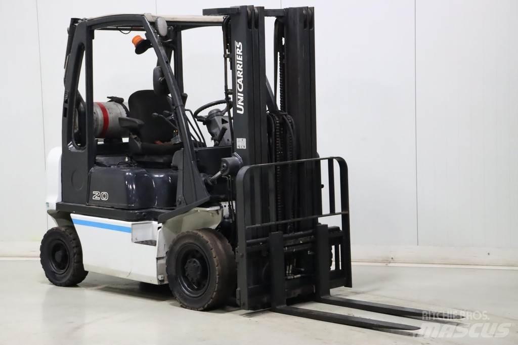 Nissan U1D2A20LQ Gas Stapler