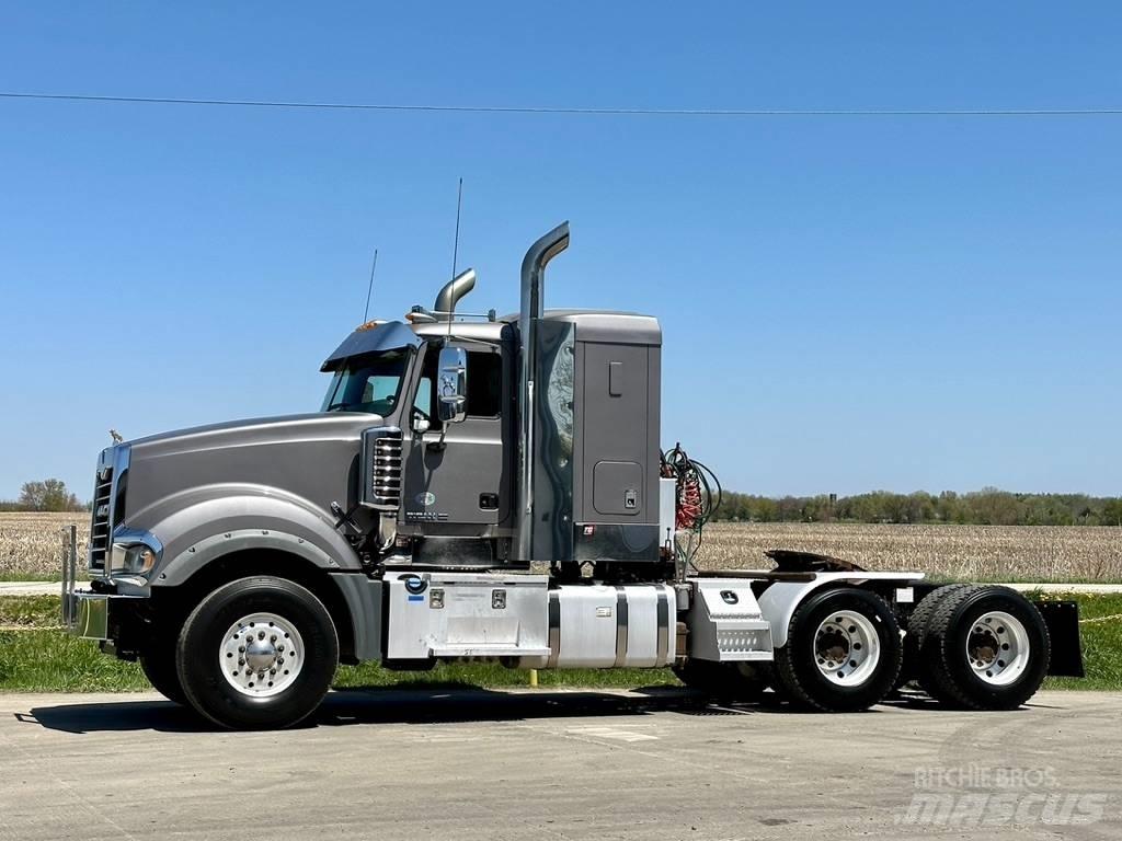 Mack Titan TD 713 Wechselfahrgestell