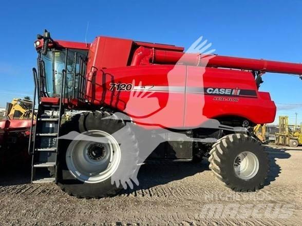 Case IH 7120 Mähdrescher