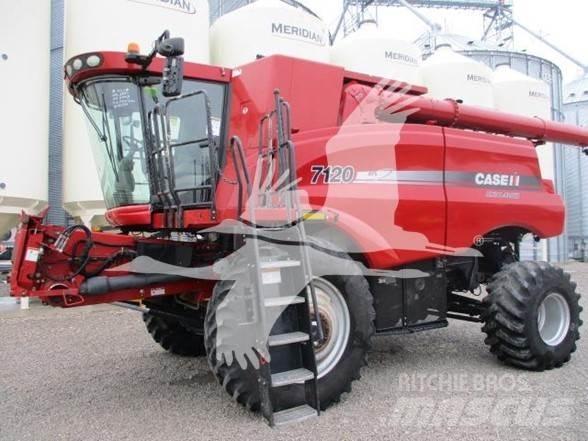 Case IH 7120 Mähdrescher