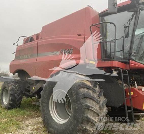 Case IH 7140 Mähdrescher