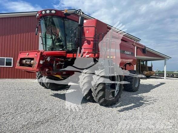 Case IH 8120 Mähdrescher