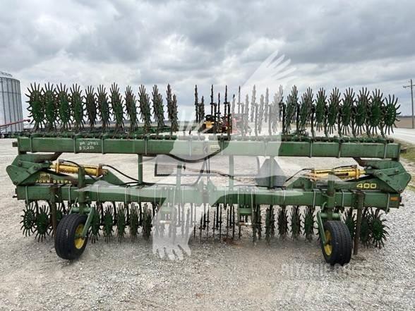 John Deere 400 Sonstige Bodenbearbeitung