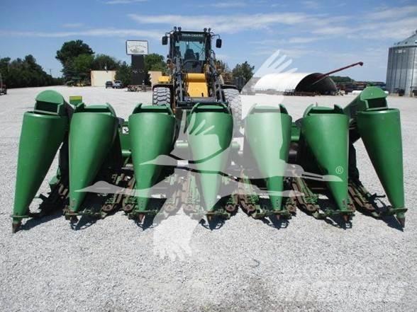 John Deere 693 Erntevorsätze