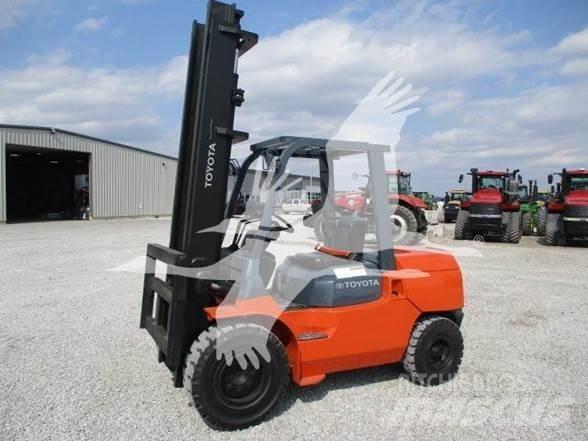 Toyota 7FDU45 Diesel Stapler