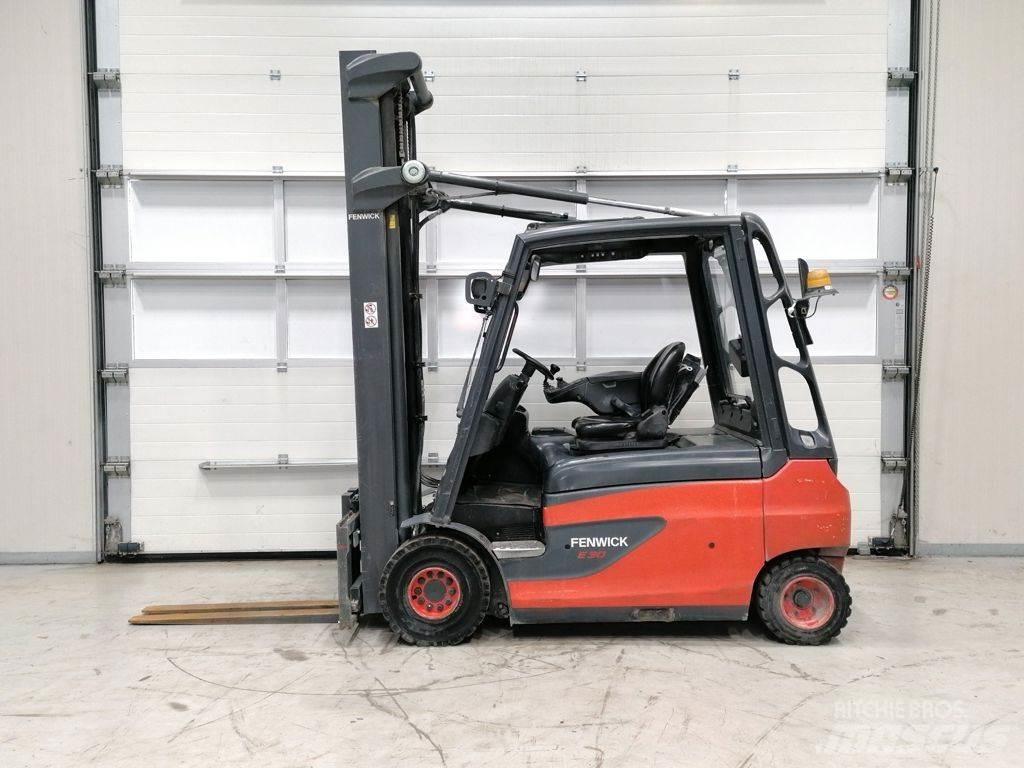 Linde E30L-01 Elektro Stapler