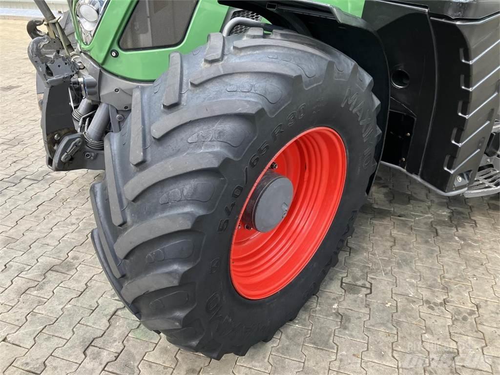Fendt 718 SCR Traktoren