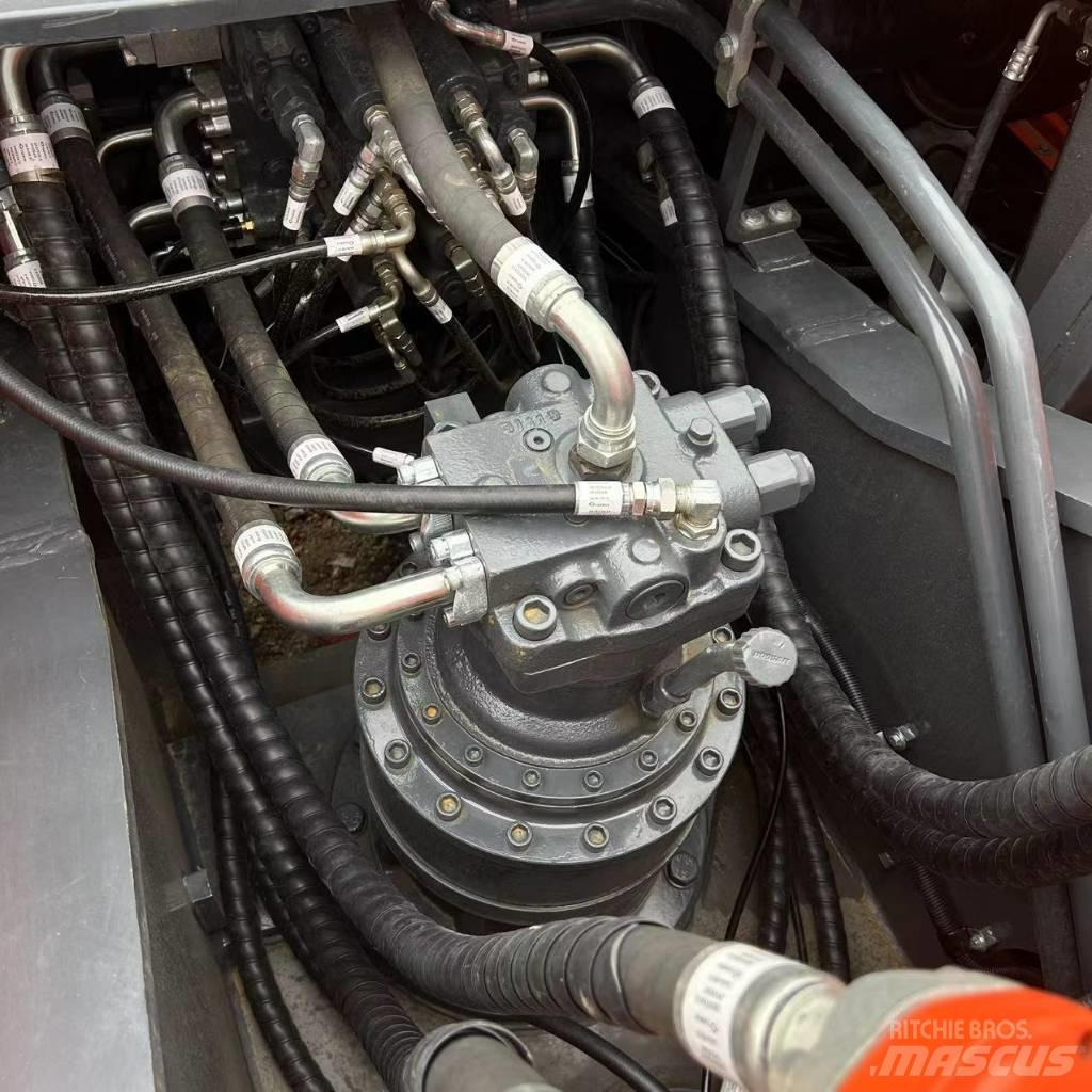 Doosan DX 300 LC-9c Raupenbagger