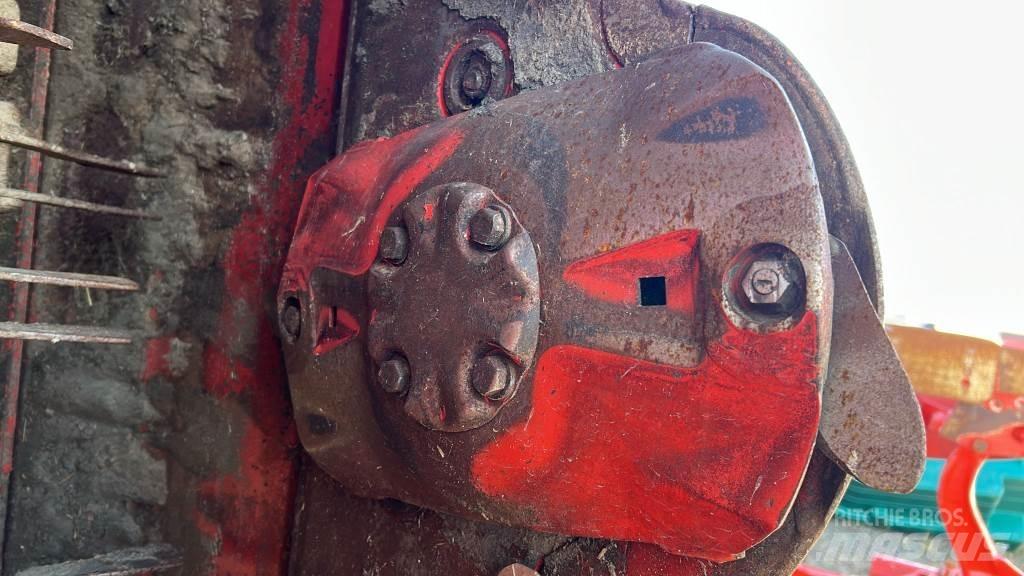 Kuhn FC 9330 D-RA Gezogene und selbstfahrende Mäher