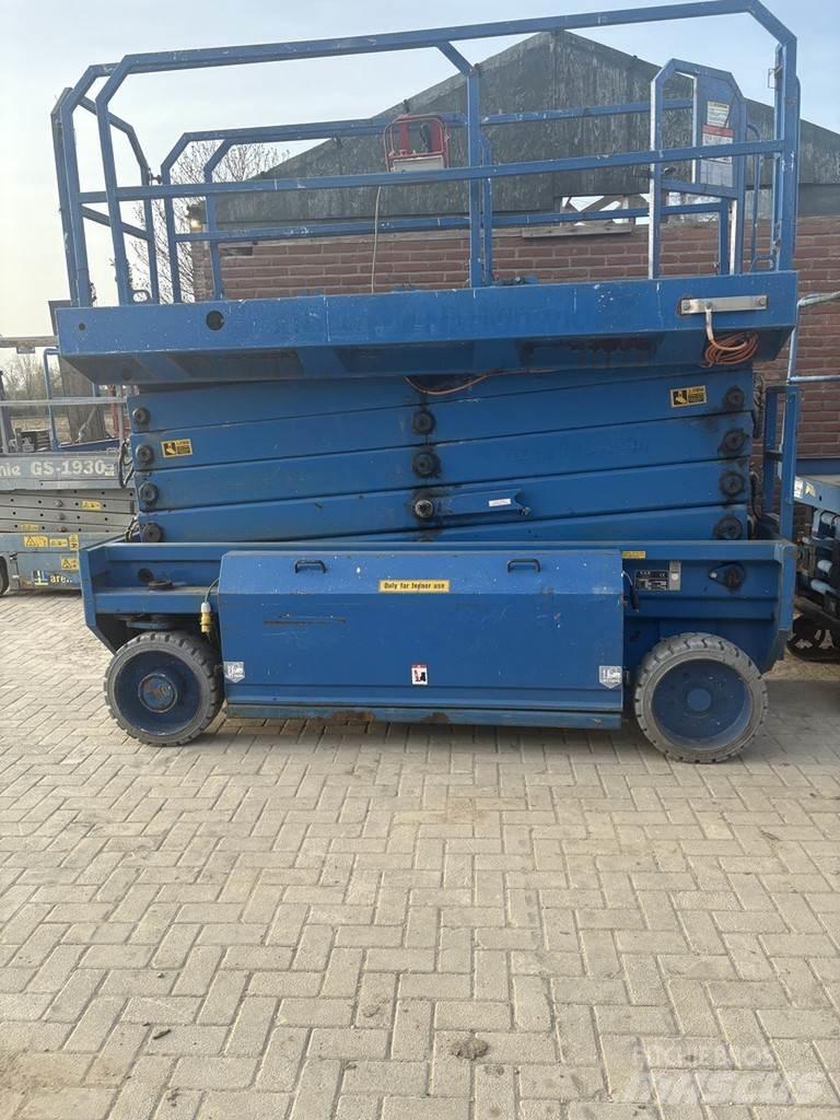 H.A.B S152 12e Scheren-Arbeitsbühnen