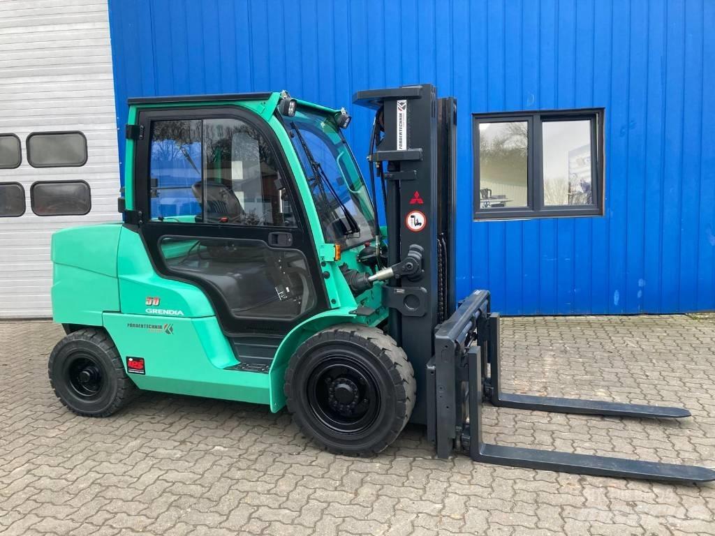 Mitsubishi FD50NT Diesel Stapler
