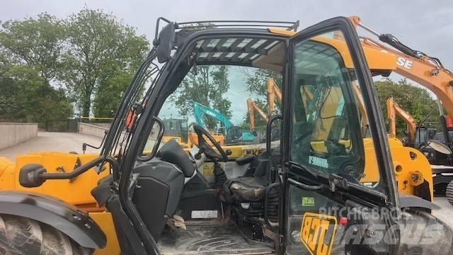 JCB 541-70 Agri Teleskoplader für Landwirtschaft