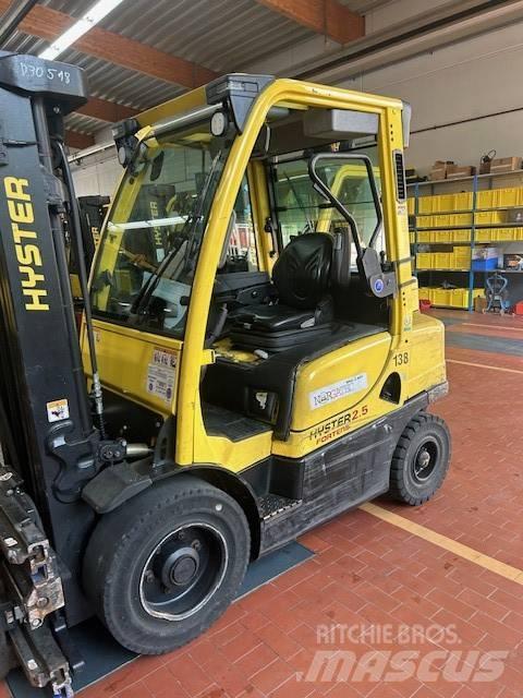 Hyster H2.5FT Diesel Stapler