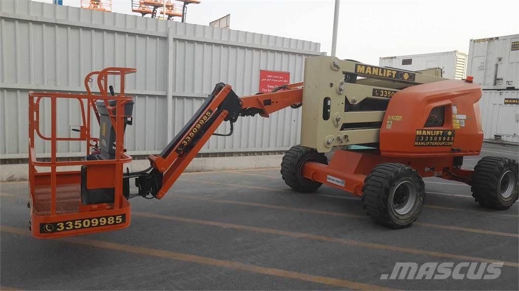 JLG 450AJ Gelenkteleskoparbeitsbühnen