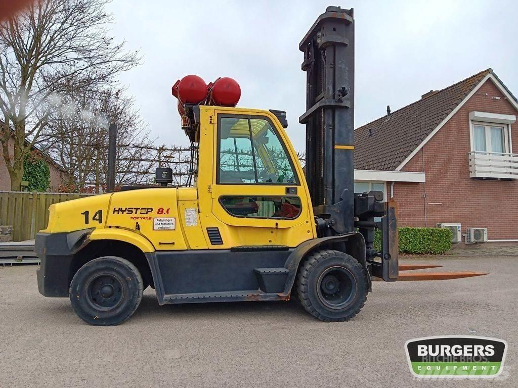 Hyster H8.0FT9 Gas Stapler