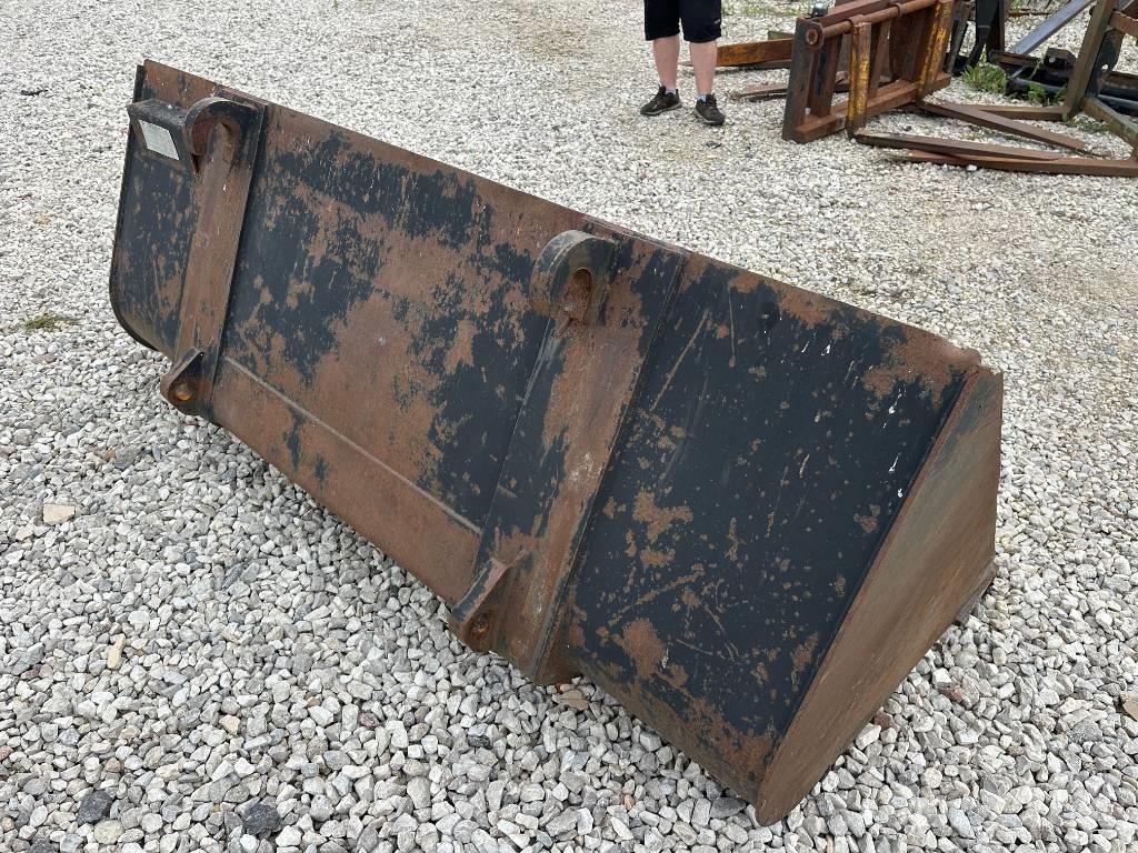  Łyżka JCB 2.2 m Weitere Lade- und Grabgeräte