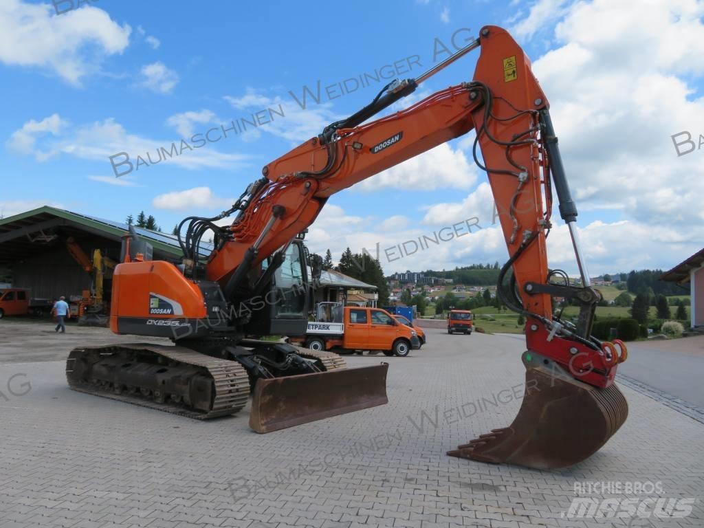 Doosan DX 235 LCR-5 Raupenbagger