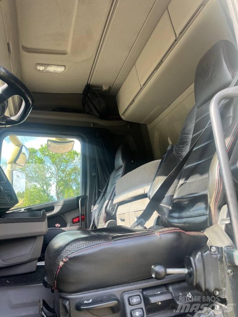 Scania R 520 Tridem Kranwagen