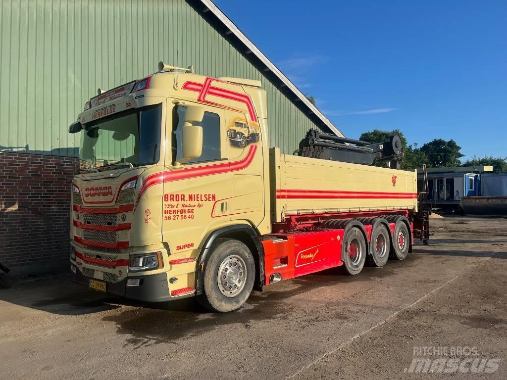Scania R 520 Tridem Kranwagen