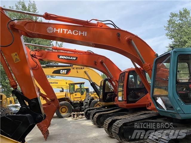 Hitachi EX200-3 Raupenbagger