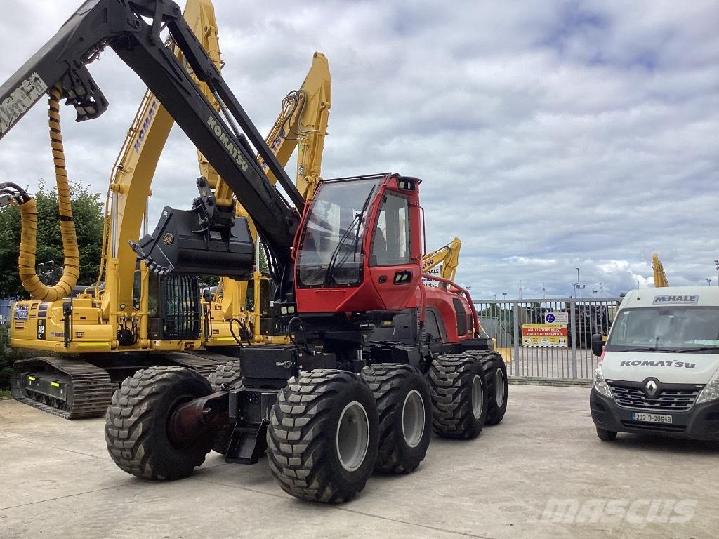 Komatsu 931 XC Harvester
