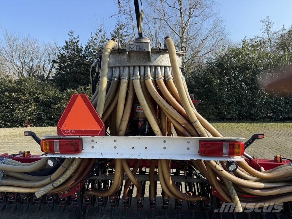 Vredo ZB3-8750 Düngemittel-Sprüher