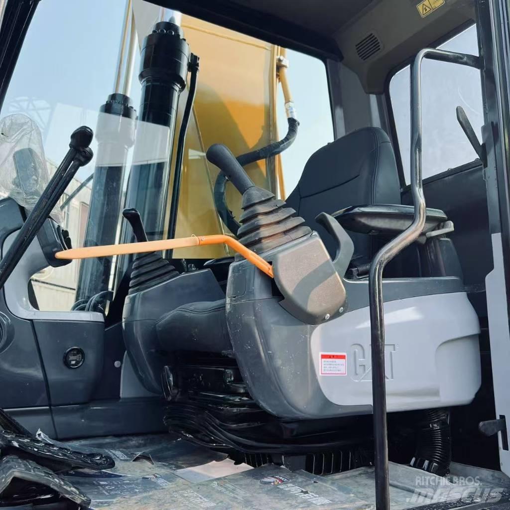 CAT 320 D L Raupenbagger