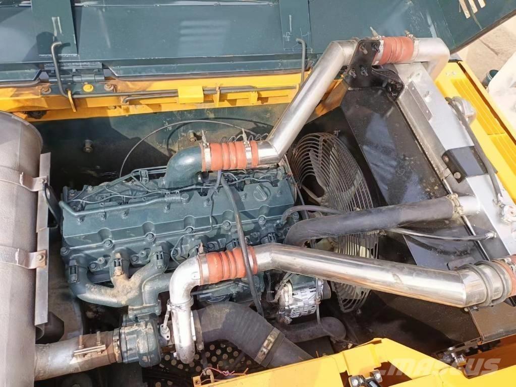 Hyundai 305-9 Raupenbagger