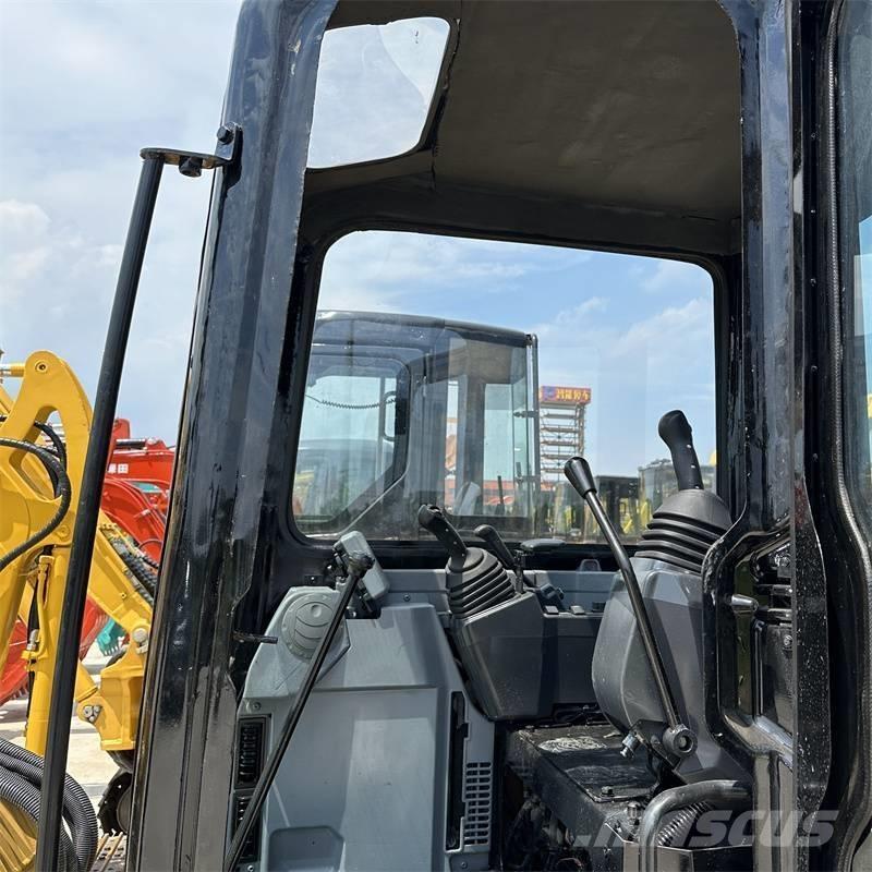 CAT 303.5 E Minibagger < 7t