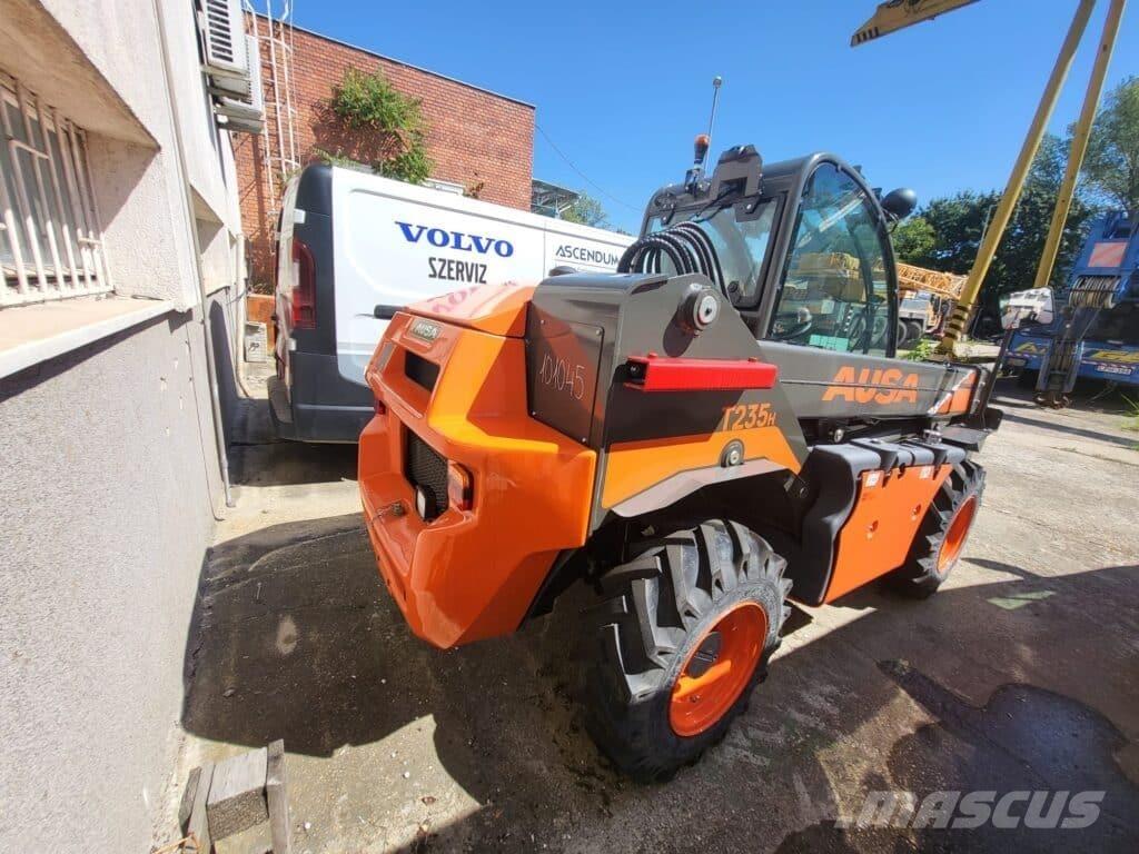 Ausa T235H Teleskop-Radlader