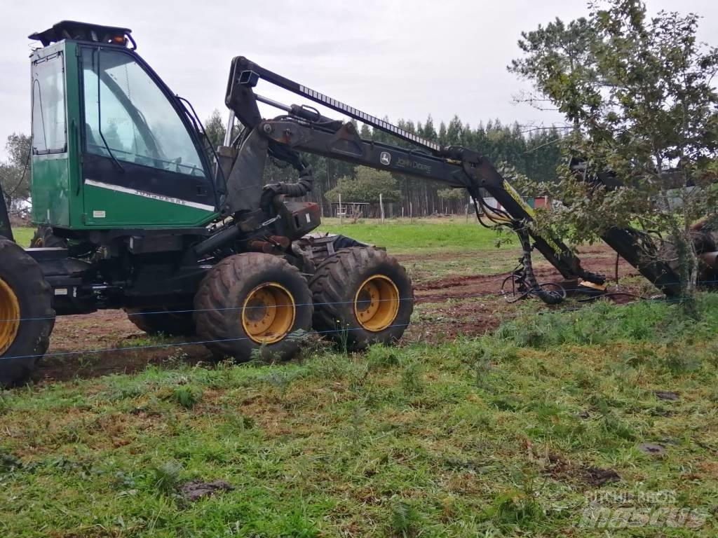 Timberjack 1270B Harvester