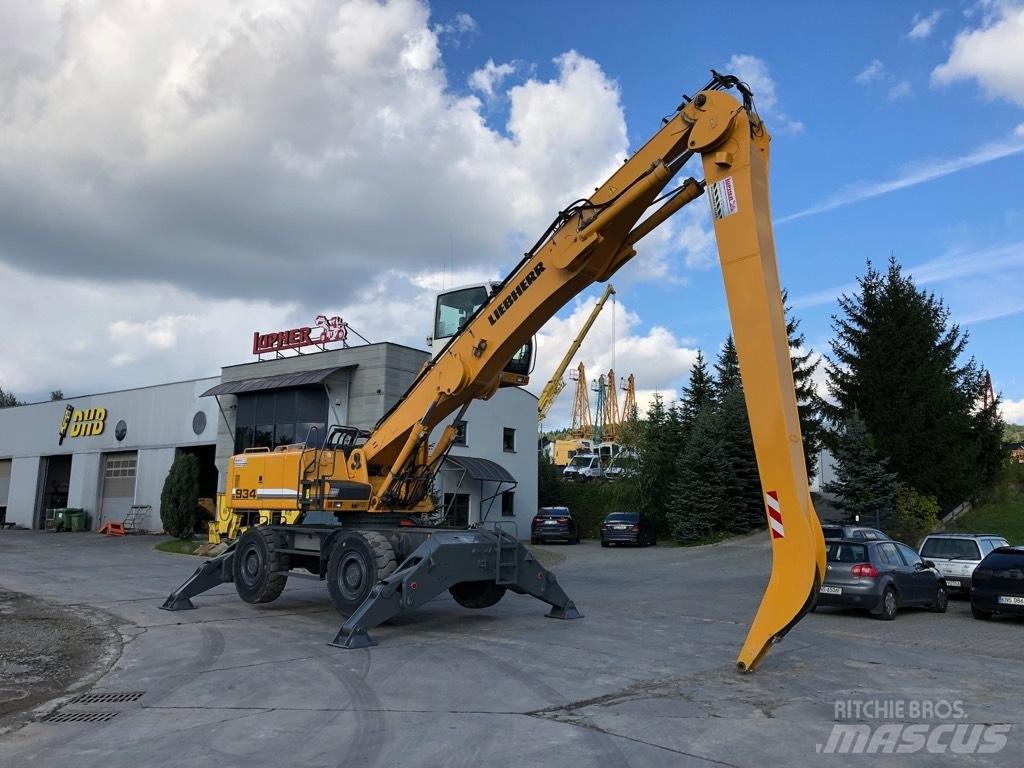 Liebherr A 934 C HD Materialumschlag