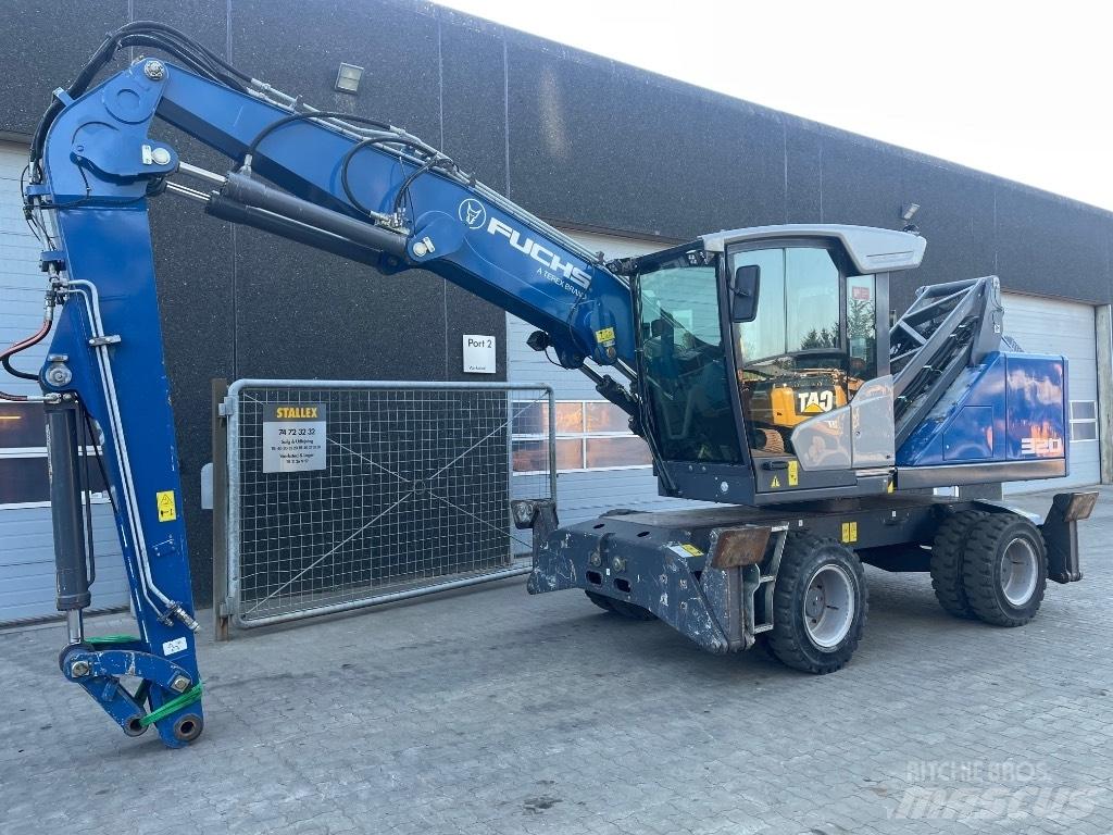 Fuchs MHL320F Materialumschlag