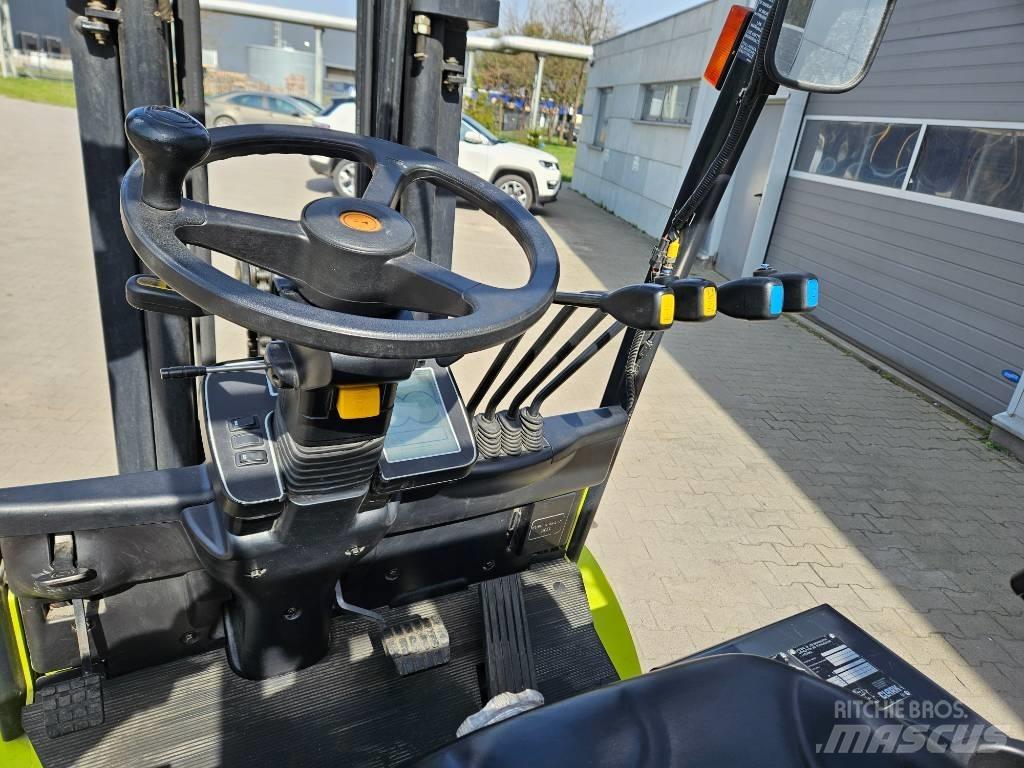 Clark EPX32i Elektro Stapler