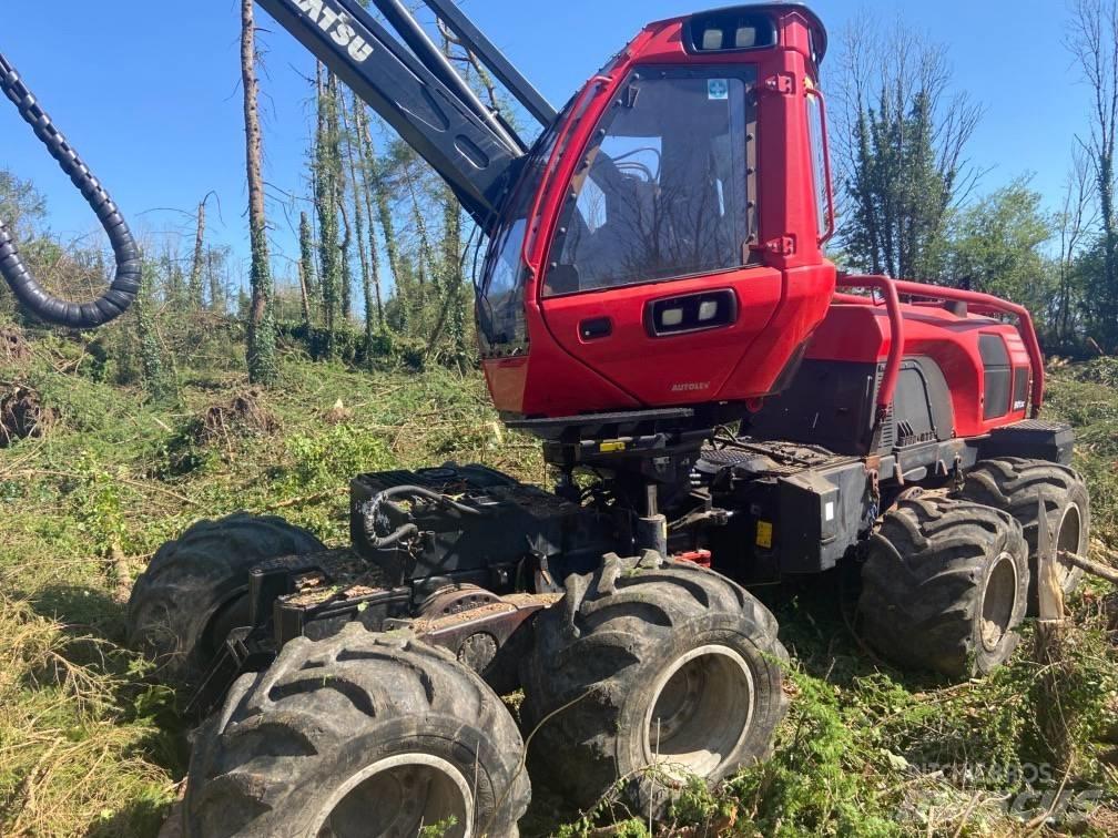 Komatsu 901XC Harvester