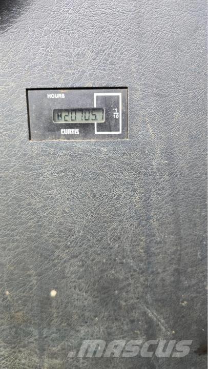 Hyundai Robex 300 LC Raupenbagger