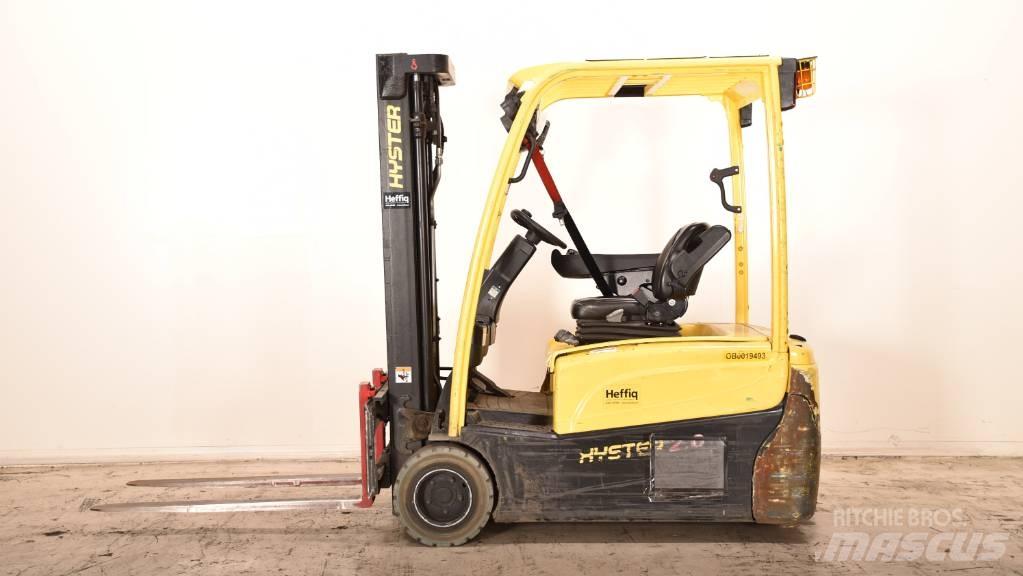 Hyster J2.0XNT Elektro Stapler