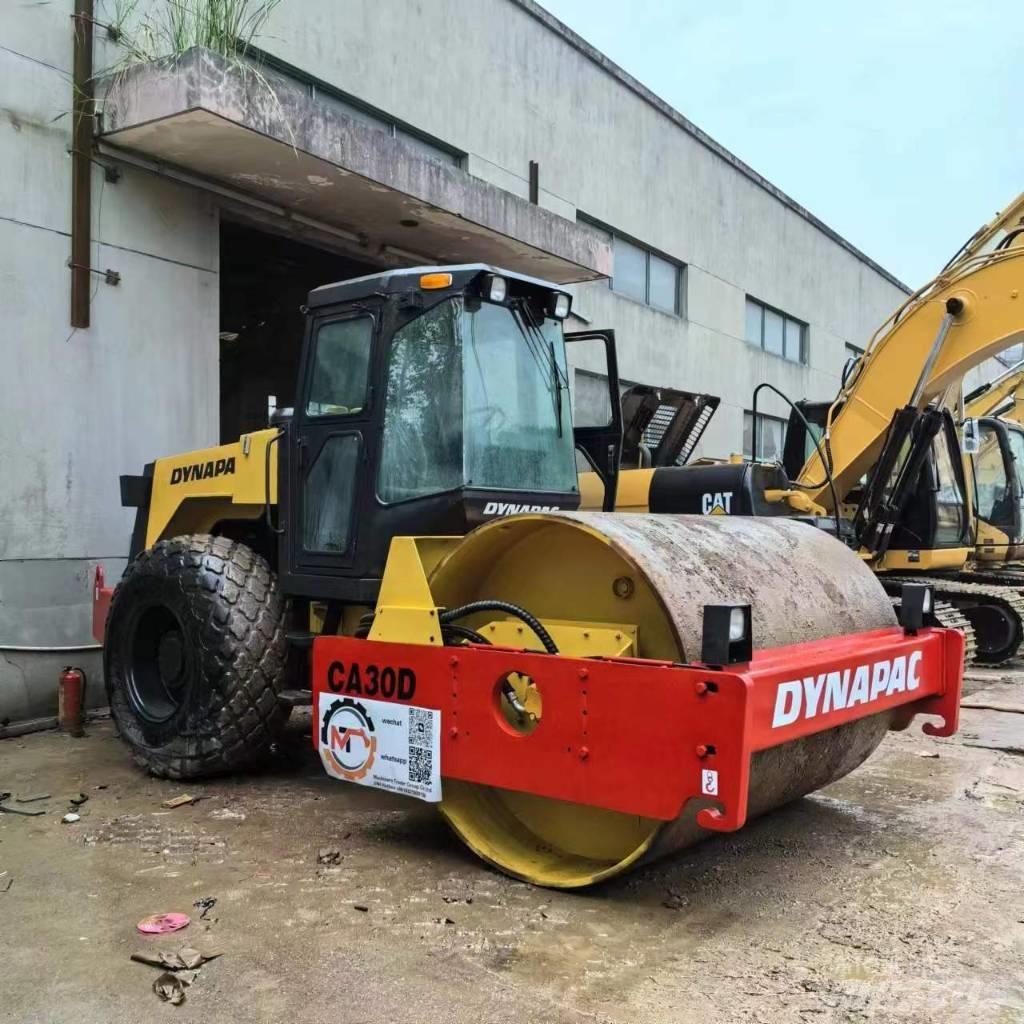 Dynapac CA 30 D Walzenzüge