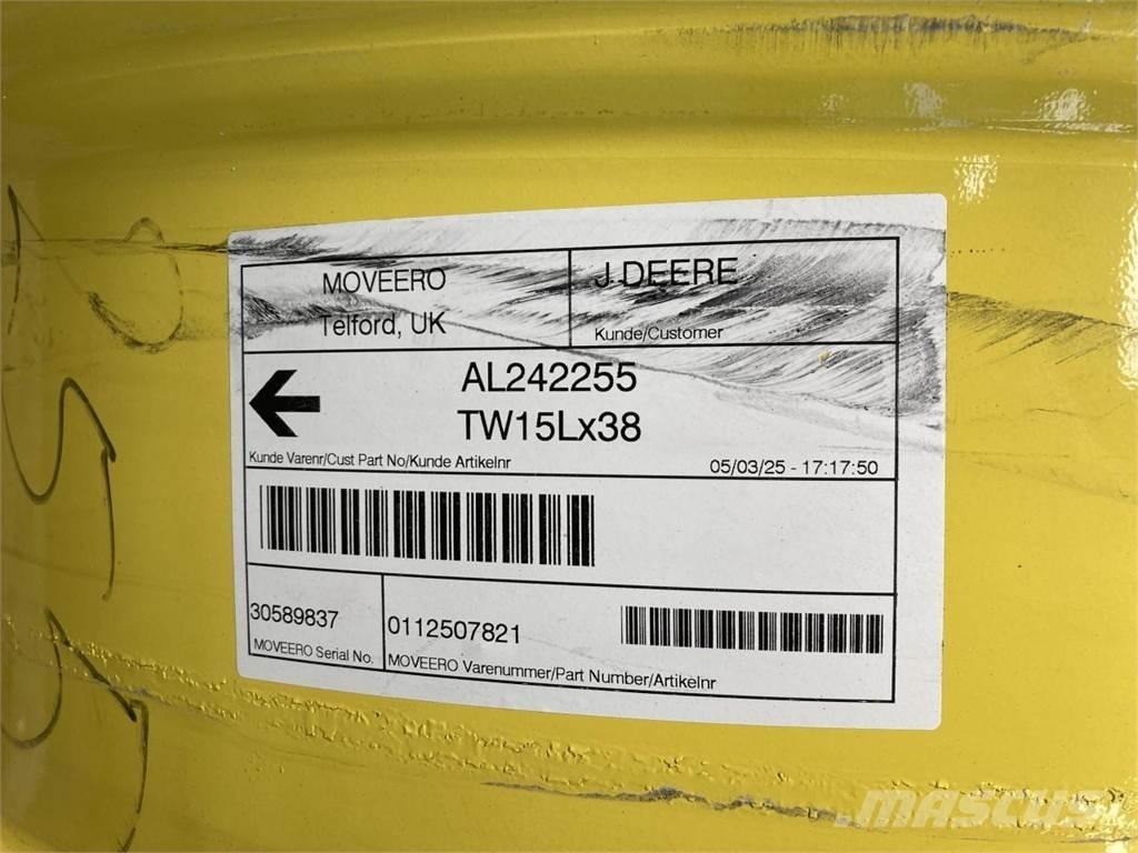 John Deere 15x38 Reifen