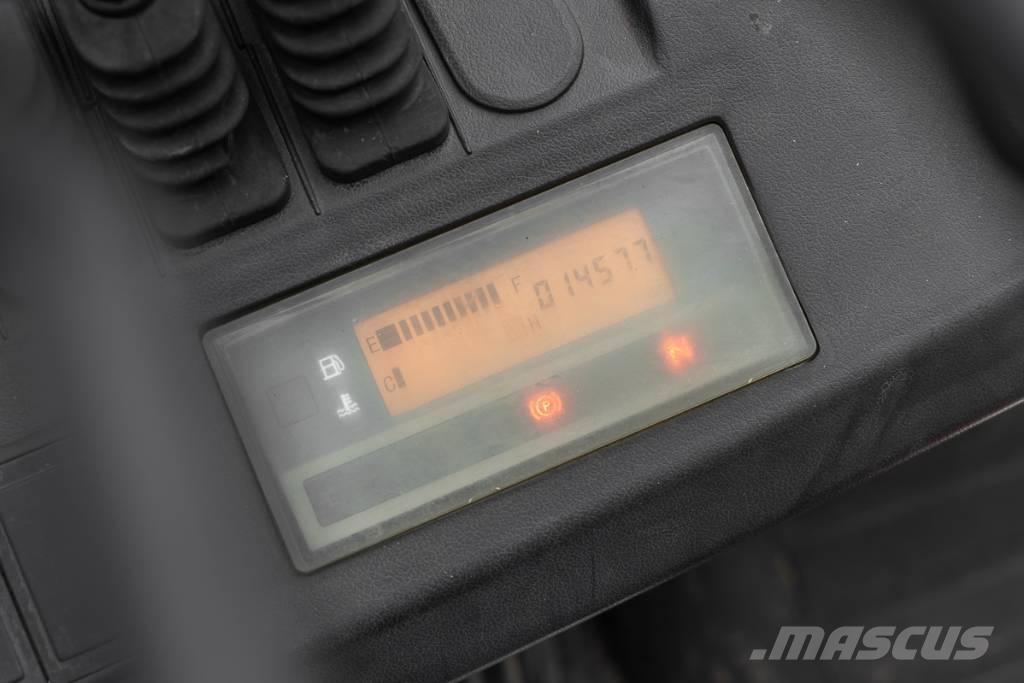 Manitou MI 30 D Diesel Stapler